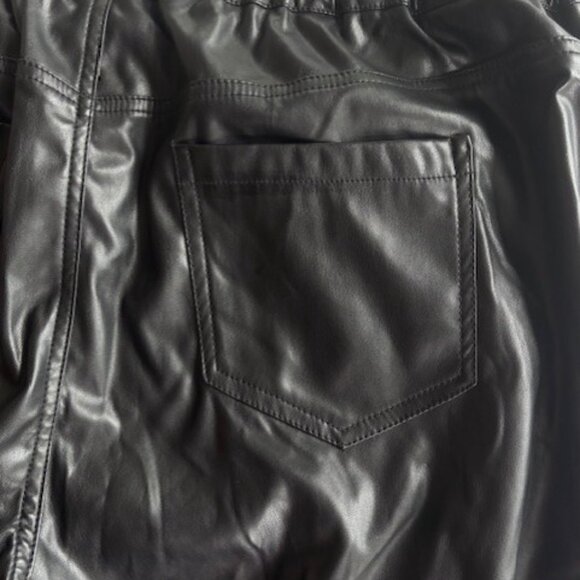 NWT Ashley Stewart Women Streetwear Black Blue Jean Retro Leather Distressed 20 - Picture 5 of 8